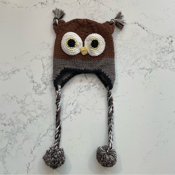 Size 3-6 months Hand Knit Cotton Infant Hat Owl Design - Picture 3 of 3